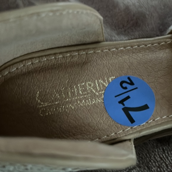 Sz 7 1/2 Catherine Malandrino Flat Slip Ons - Picture 3 of 5